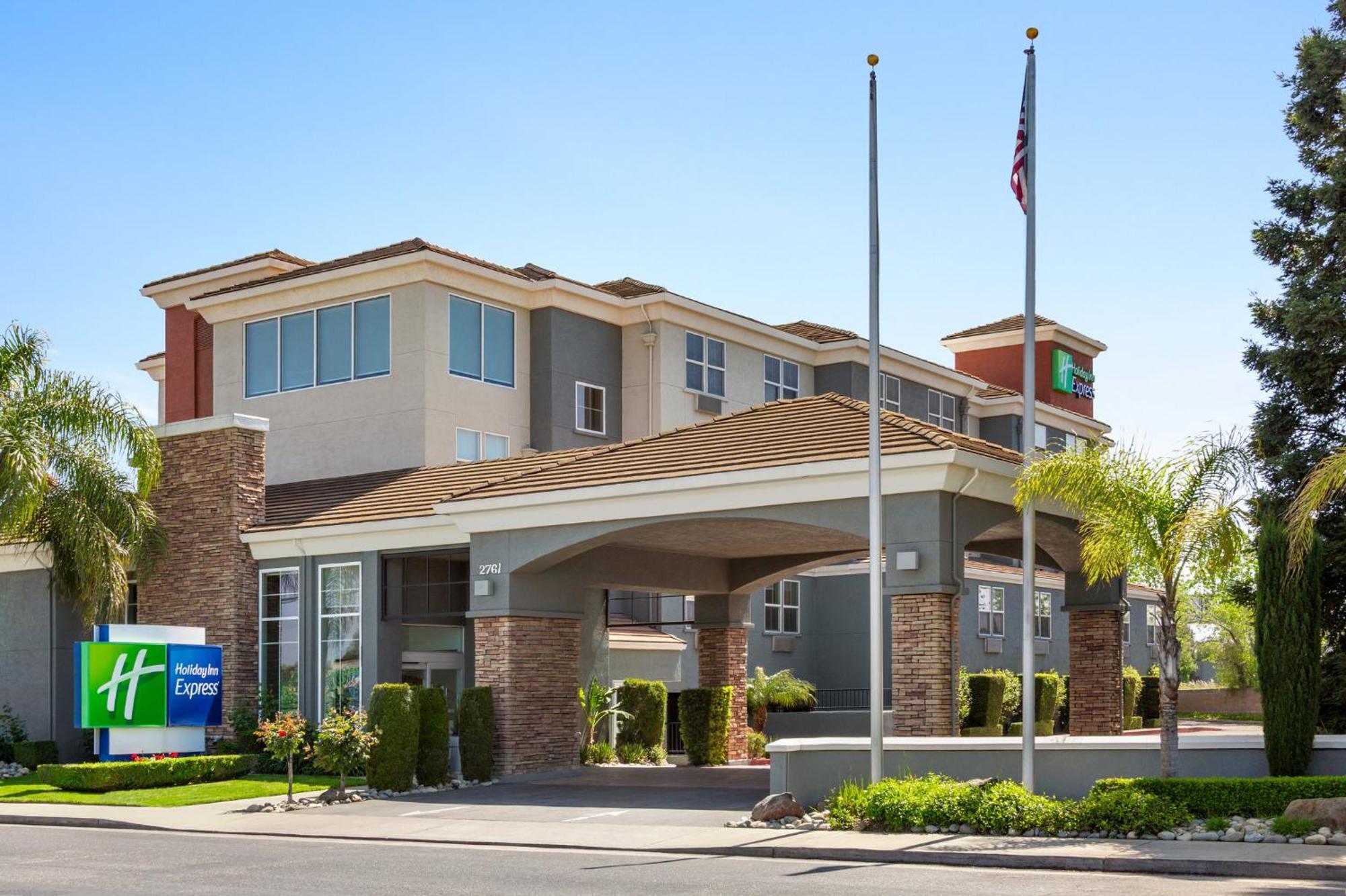 Holiday Inn Express- West Sacramento By Ihg Exterior photo